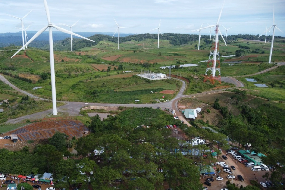 นอภ.เขาค้อสั่งรื้อป้ายบอกทางลัดขึ้นทุ่งกังหันลม