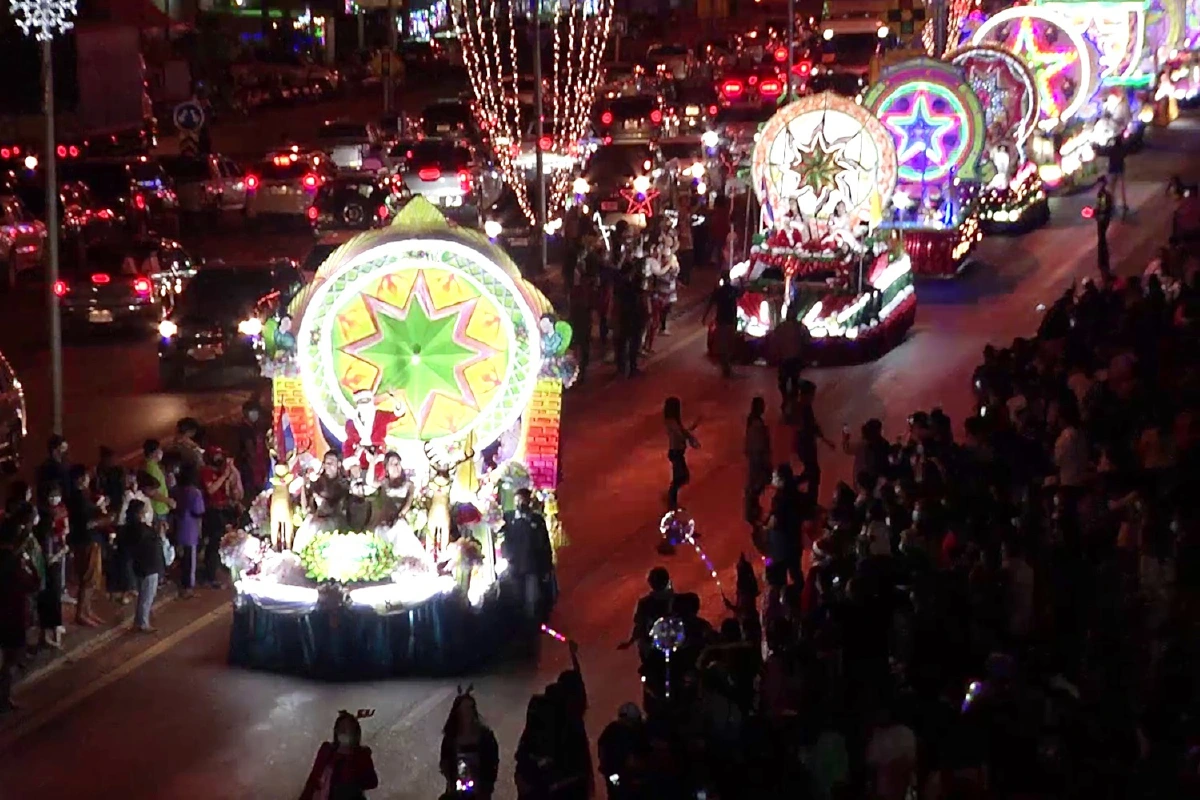 อลังการ20ขบวนแห่ดาวเทศกาลคริสต์มาส บ้านท่าแร่