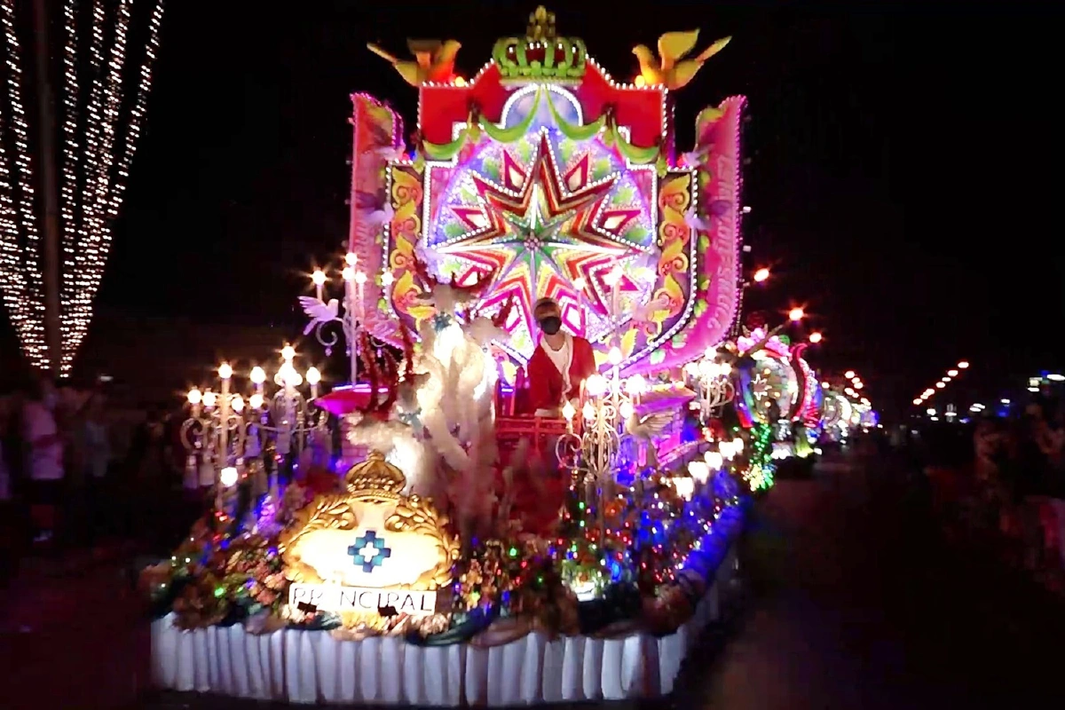 อลังการ20ขบวนแห่ดาวเทศกาลคริสต์มาส บ้านท่าแร่