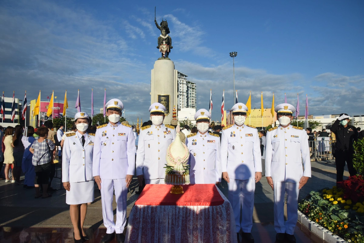 ปลัดมหาดไทยถวายราชสักการะเนื่องในวันสมเด็จพระเจ้าตากสิน