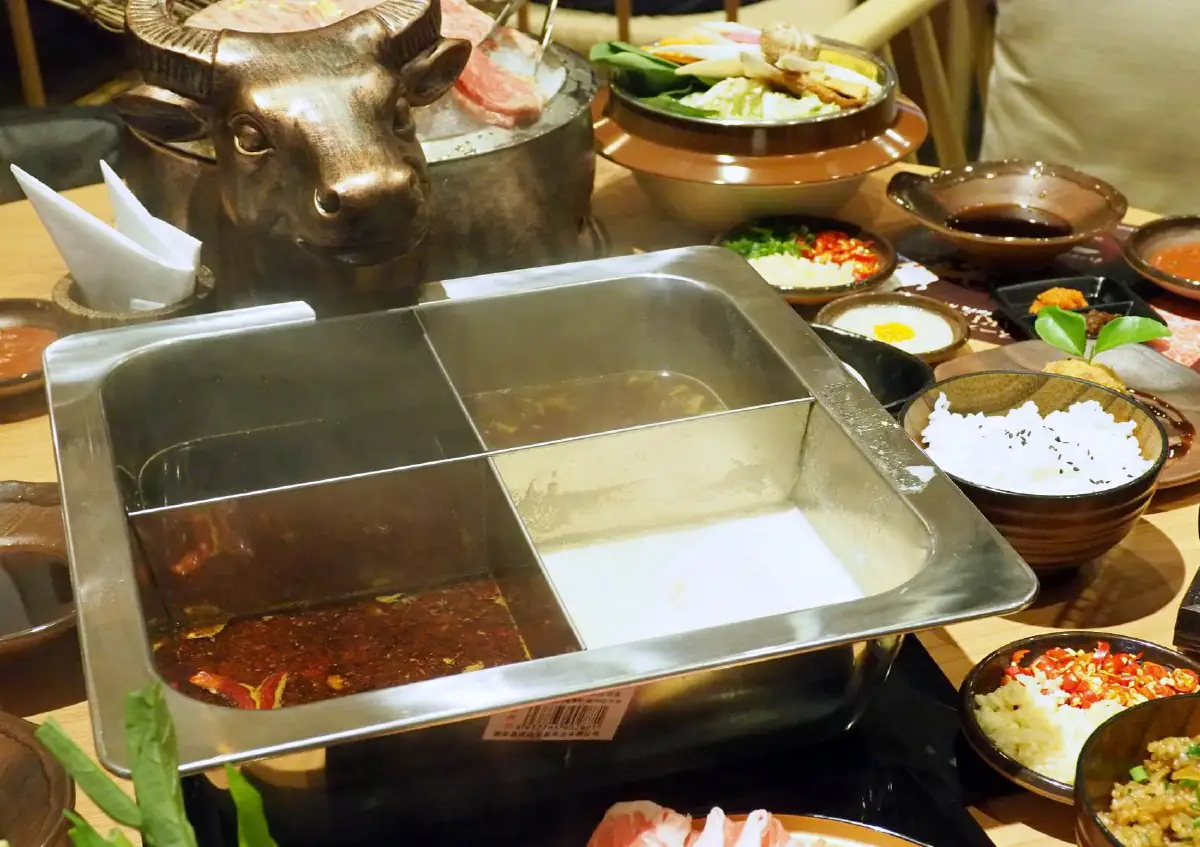 ความสุขพร้อมกิน Yuzu Suki สุกี้ยากี้ญี่ปุ่นแท้ กับวัตถุดิบพรีเมี่ยมระดับโลก