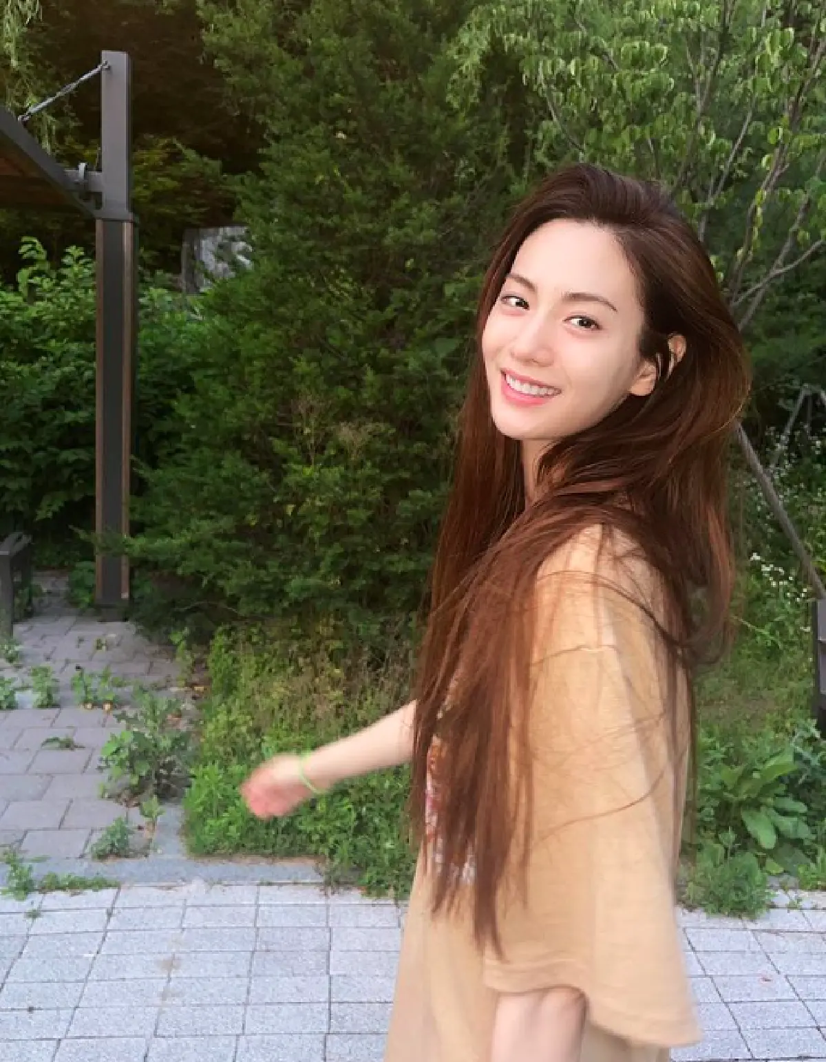 เปิดผลโหวต 10 อันดับ ผู้หญิงที่สวยที่สุดในโลกในปี 2021 