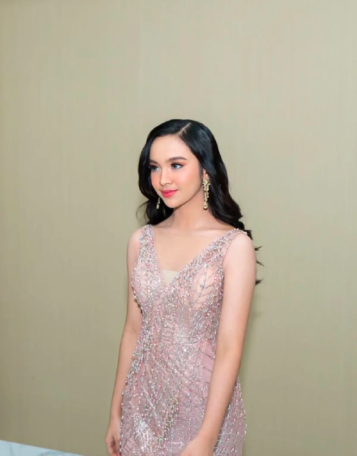 เปิดผลโหวต 10 อันดับ ผู้หญิงที่สวยที่สุดในโลกในปี 2021 