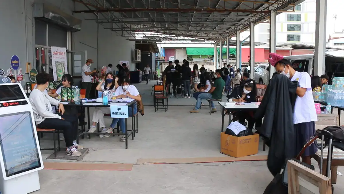 เปิดออดิชั่นหาศิลปินเข้าค่ายเพลง"แม่ปองฮักไห"คนแห่สมัครแน่น