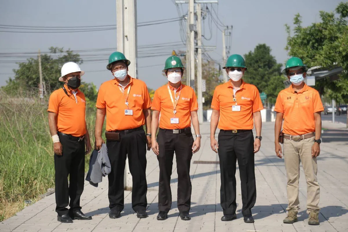 MEA ร่วมกับ กทม. ลงพื้นที่ติดตามการจัดเก็บสายสื่อสารเพื่อความปลอดภัย บริเวณตลาดยิ่งเจริญ