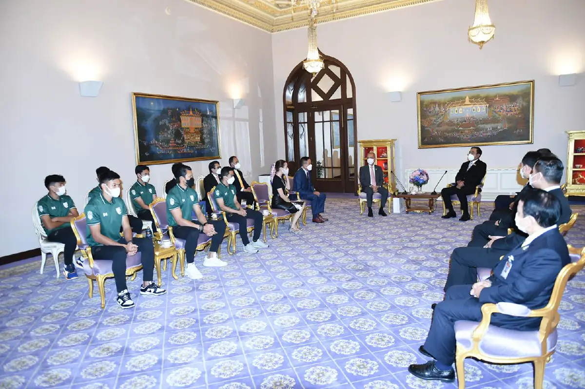 "บิ๊กตู่"ต้อนรับ "ช้างศึก" ชื่นชมสร้างชื่อเสียงให้ประเทศ