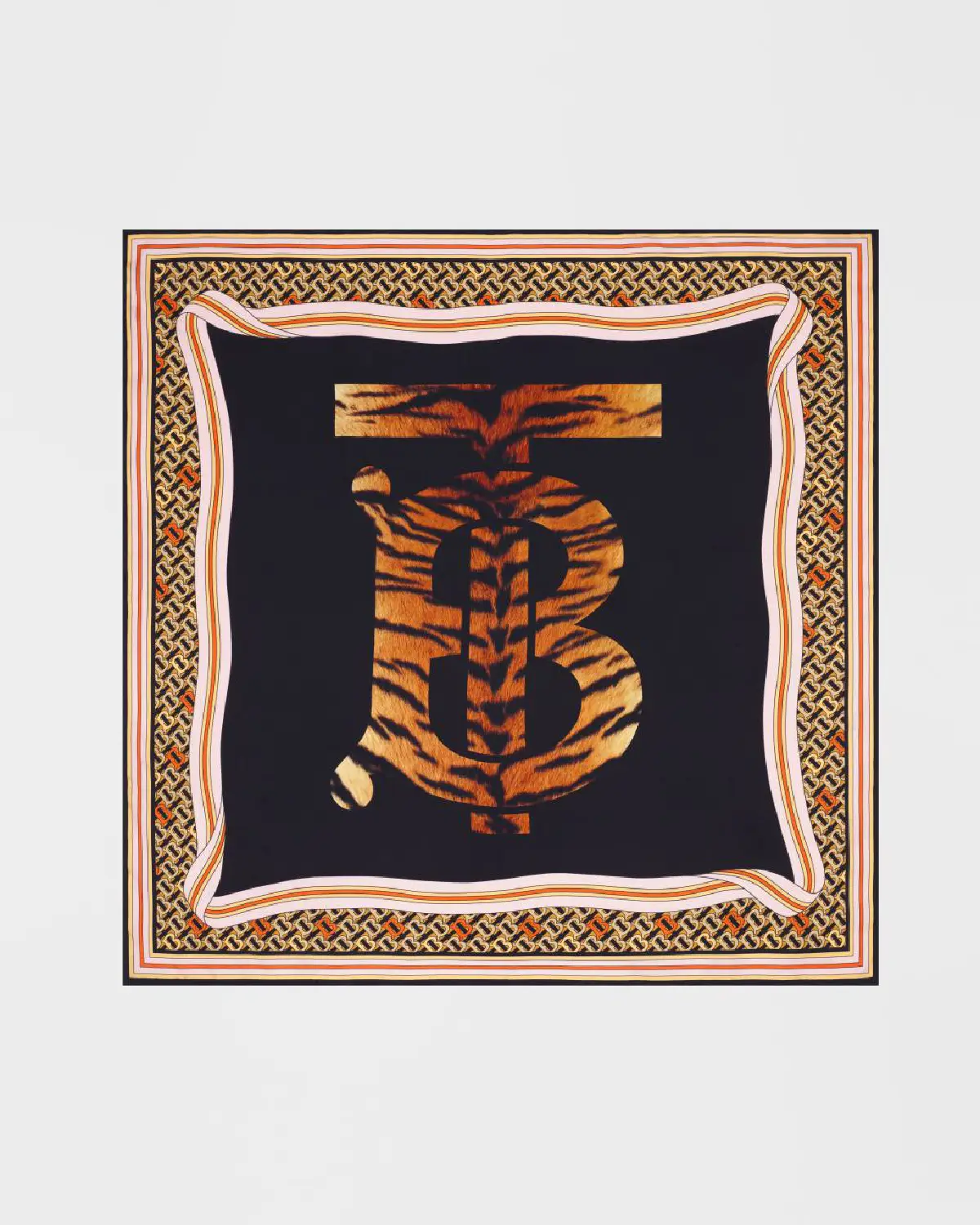 Burberry LNY22 แรงบันดาลใจจากนักษัตรปีเสือ จิตวิญญาณอันแข็งแกร่งและมาดมั่น