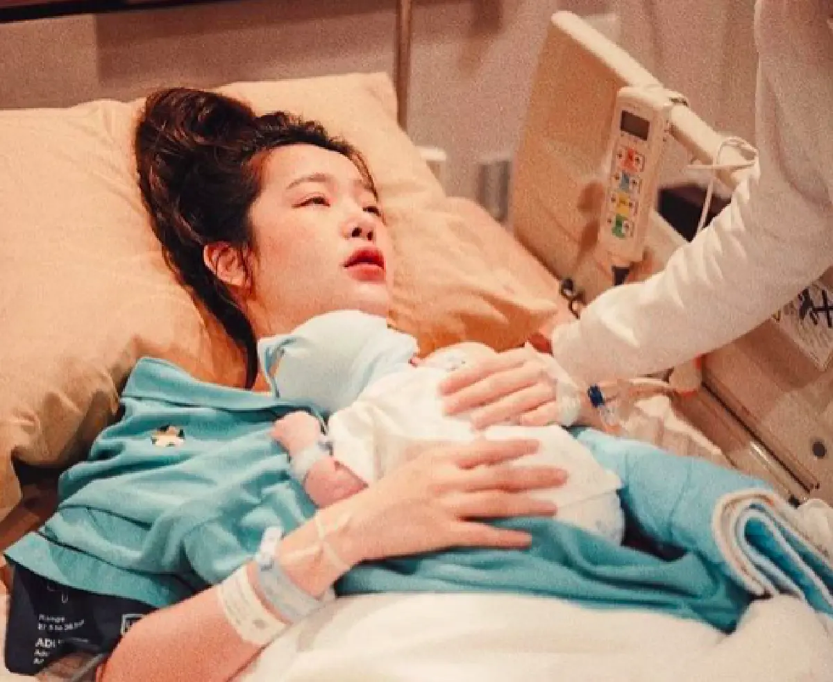 “กวินท์-ปุ้มปุ้ย” ตั้งชื่อลูกชายสุดเก๋ว่า “น้องไซอัลบลู สกาย ดูวาล”