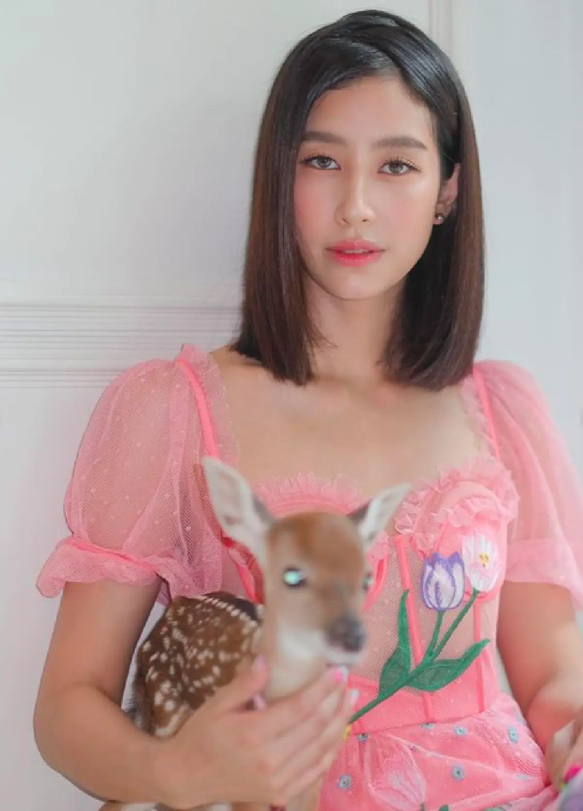 อัปเดตเหล่าคนดังวงการบันเทิง หลังปีใหม่ติดโควิด-19 เพิ่มเพียบ!