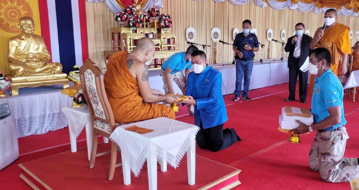 มอบรายได้สร้างวัตถุมงคลหลวงพ่อพัฒน์เพื่อสาธารณกุศล มอบรายได้สร้างวัตถุมงคลหลวงพ่อพัฒน์เพื่อสาธารณกุศล