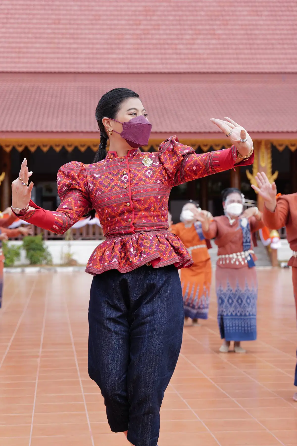 เจ้าฟ้าสิริวัณณวรีฯพระราชทานแบบ"ผ้าขิดลายนารีรัตนราชกัญญา"