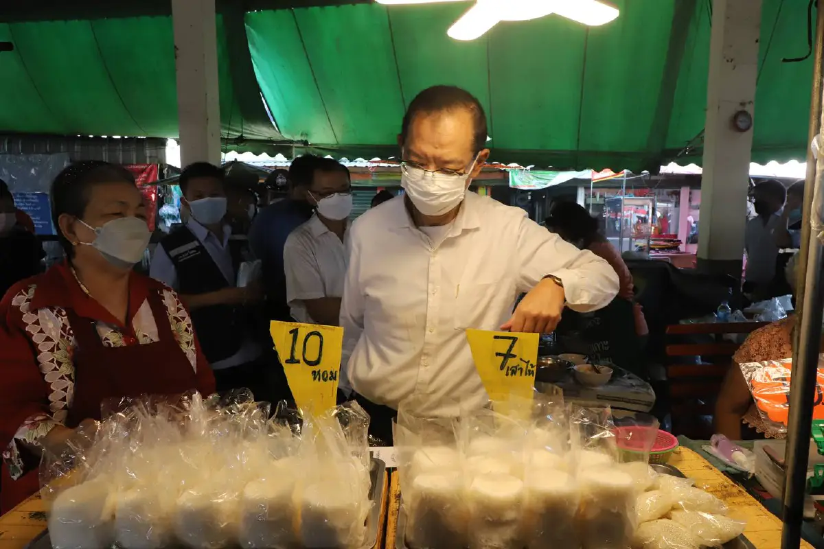 ผู้ว่าฯหมูป่า ตรวจตลาดสดกำชับผู้ค้าห้ามขายเกินราคา