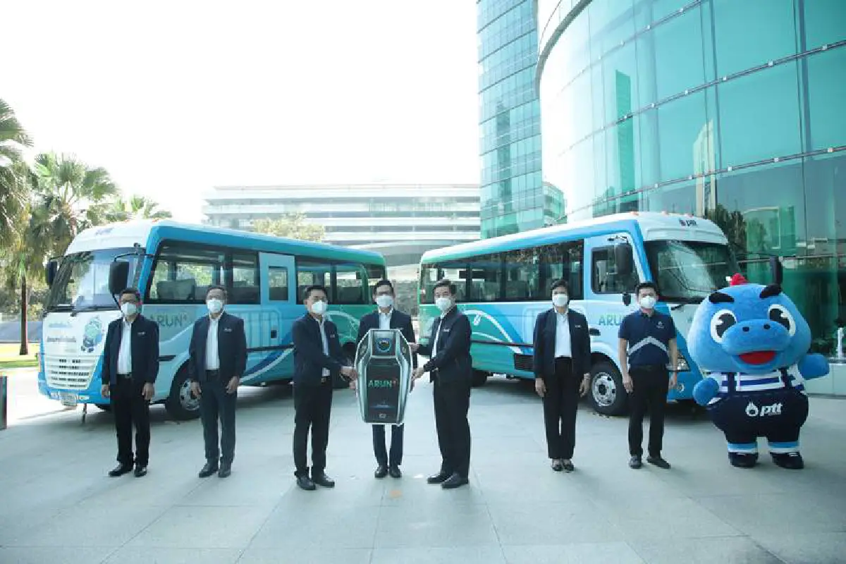 ปตท.เปิดตัว “E-Bus” รถบัสไฟฟ้ารุ่นใหม่ ต่อยอดนวัตกรรมยานยนต์ในอนาคต