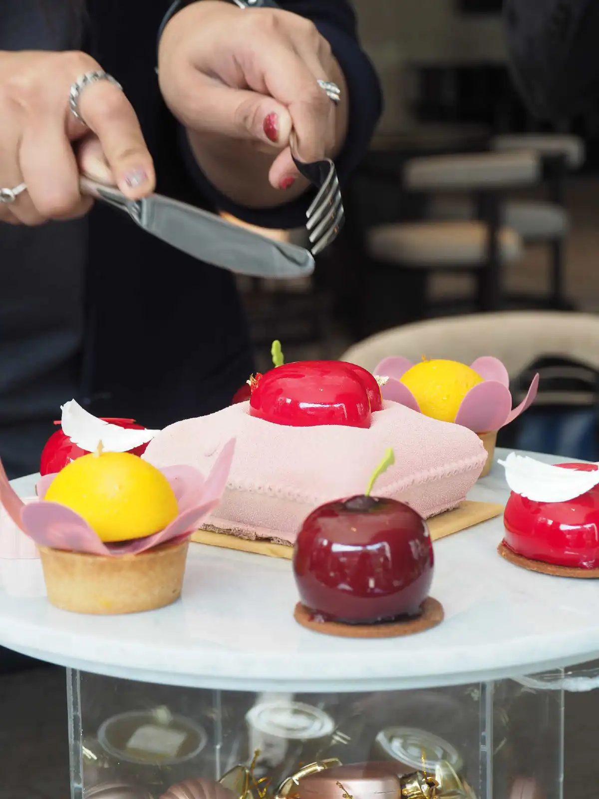 จากแรงบันดาลใจ Love at First Bite สู่ Afternoon Tea ที่ทำให้ตกหลุมรักตั้งแต่คำแรก