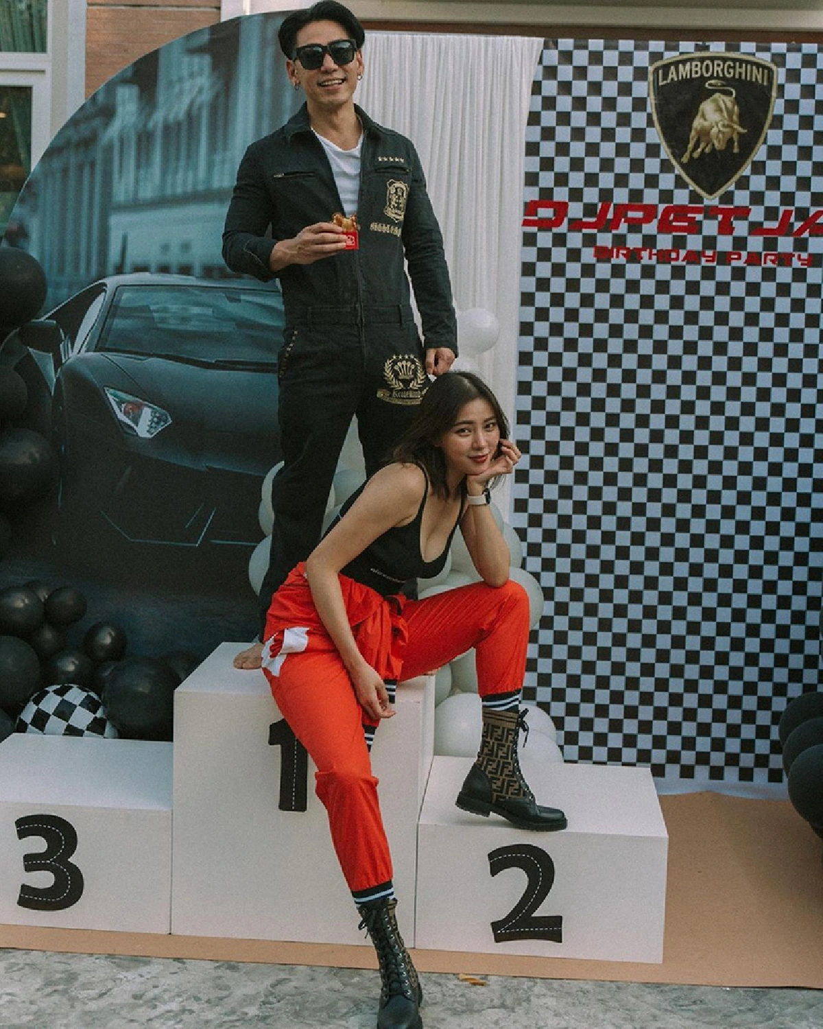 มิตรภาพดีๆ “นิวเคลียร์” ร่วมงานวันเกิด “ดีเจเพชรจ้า” ในธีมนักแข่งรถ