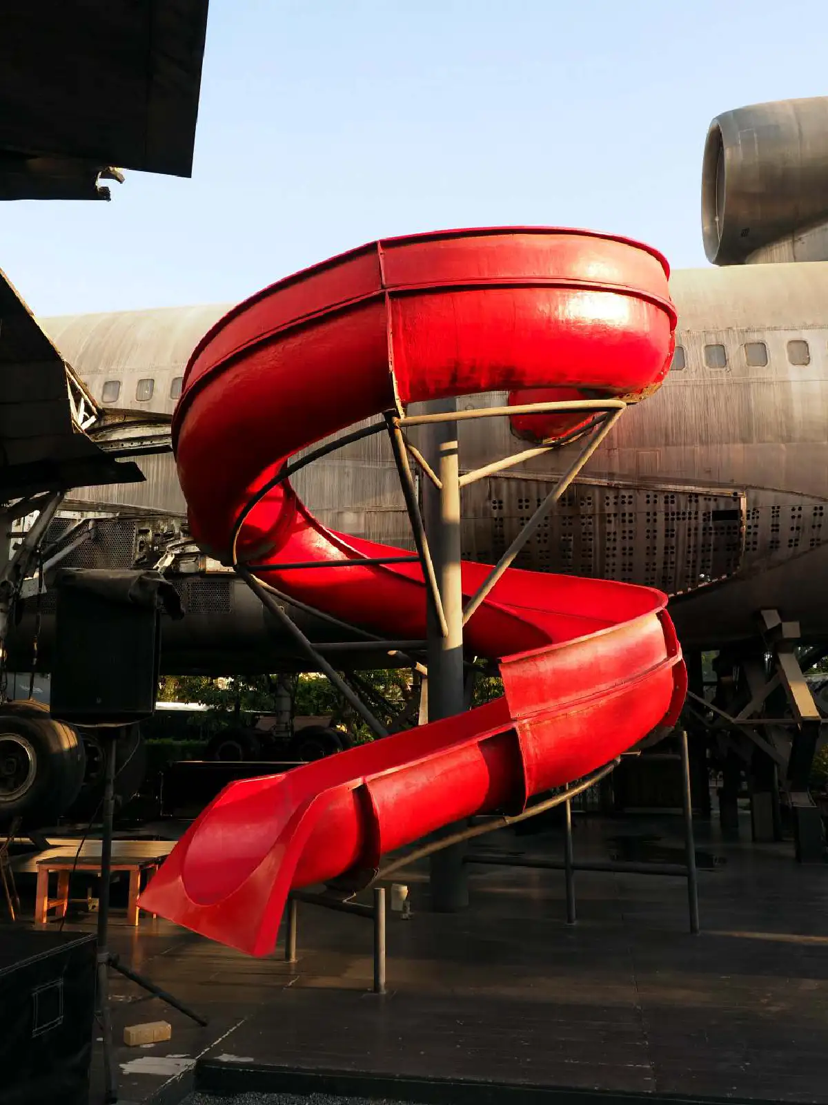 ดินเนอร์หรูบนเครื่องบินลำใหญ่ Na-Oh Bangkok ชมเรื่องราว Episode ใหม่ที่น่าติดตาม