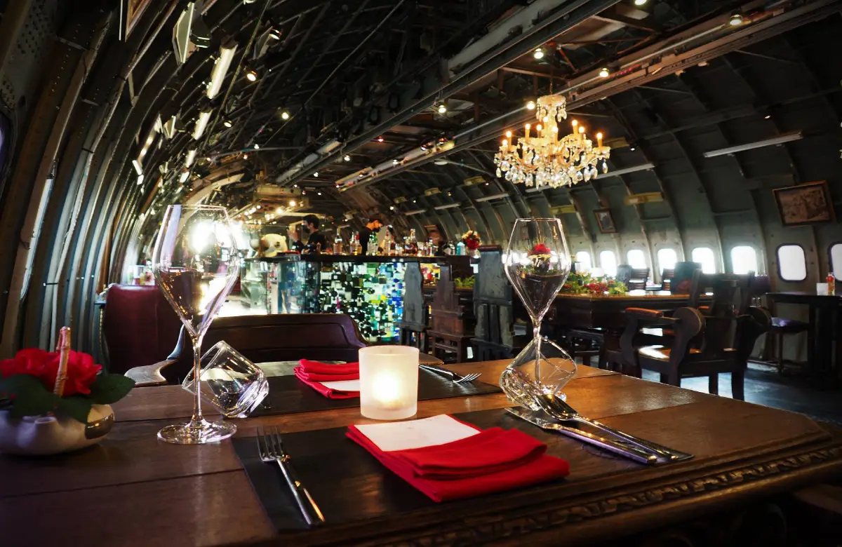 ดินเนอร์หรูบนเครื่องบินลำใหญ่ Na-Oh Bangkok ชมเรื่องราว Episode ใหม่ที่น่าติดตาม