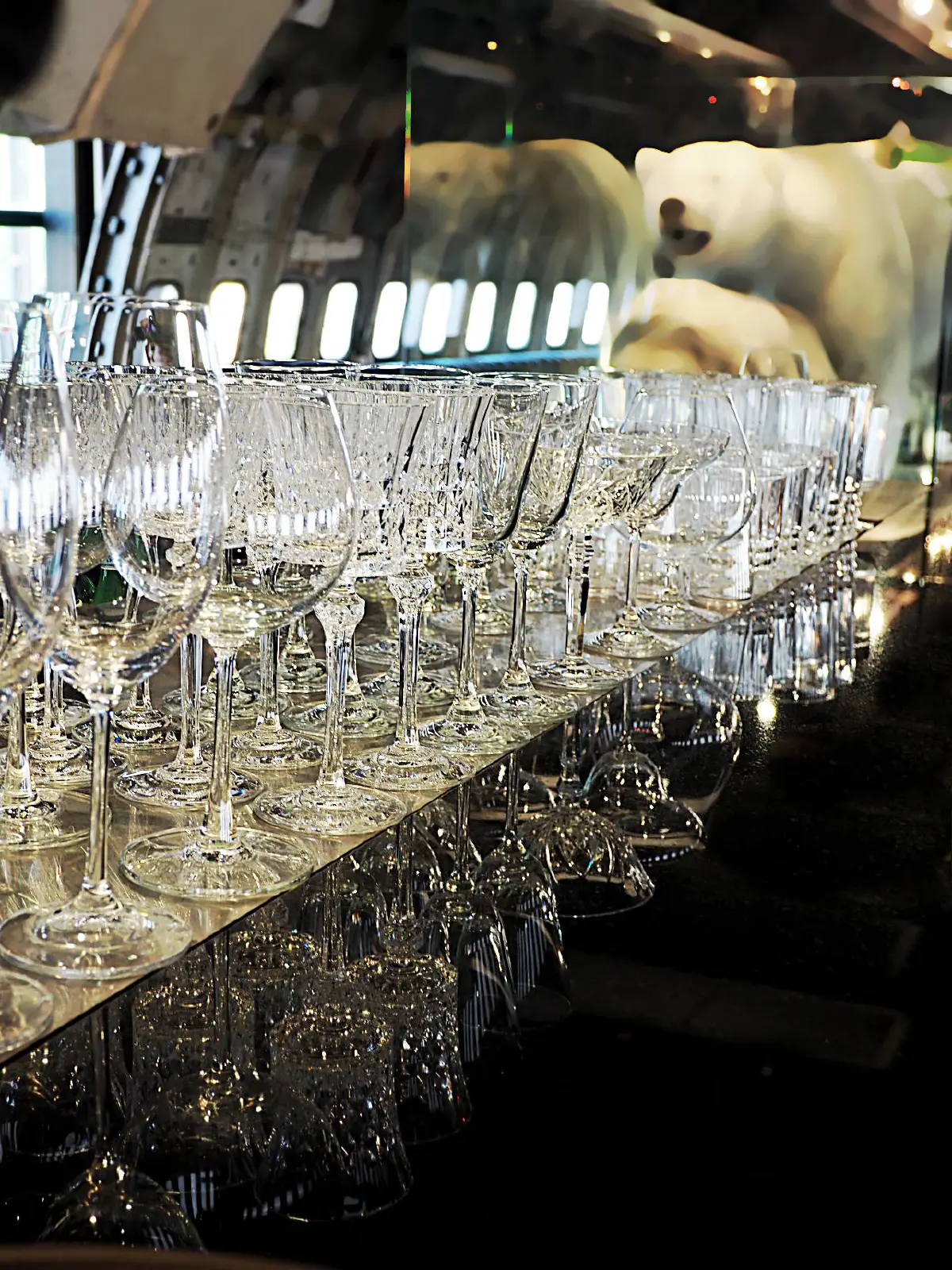 ดินเนอร์หรูบนเครื่องบินลำใหญ่ Na-Oh Bangkok ชมเรื่องราว Episode ใหม่ที่น่าติดตาม