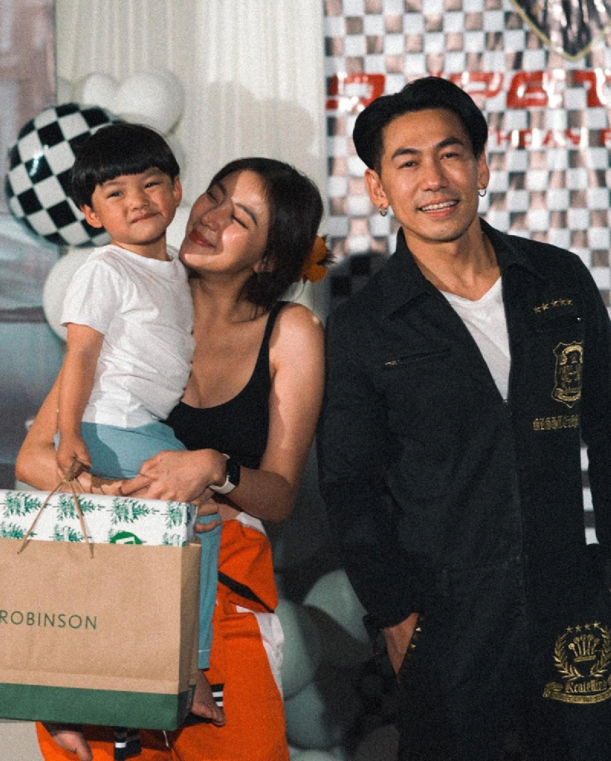 มิตรภาพดีๆ “นิวเคลียร์” ร่วมงานวันเกิด “ดีเจเพชรจ้า” ในธีมนักแข่งรถ