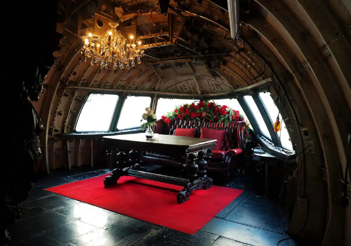 ดินเนอร์หรูบนเครื่องบินลำใหญ่ Na-Oh Bangkok ชมเรื่องราว Episode ใหม่ที่น่าติดตาม