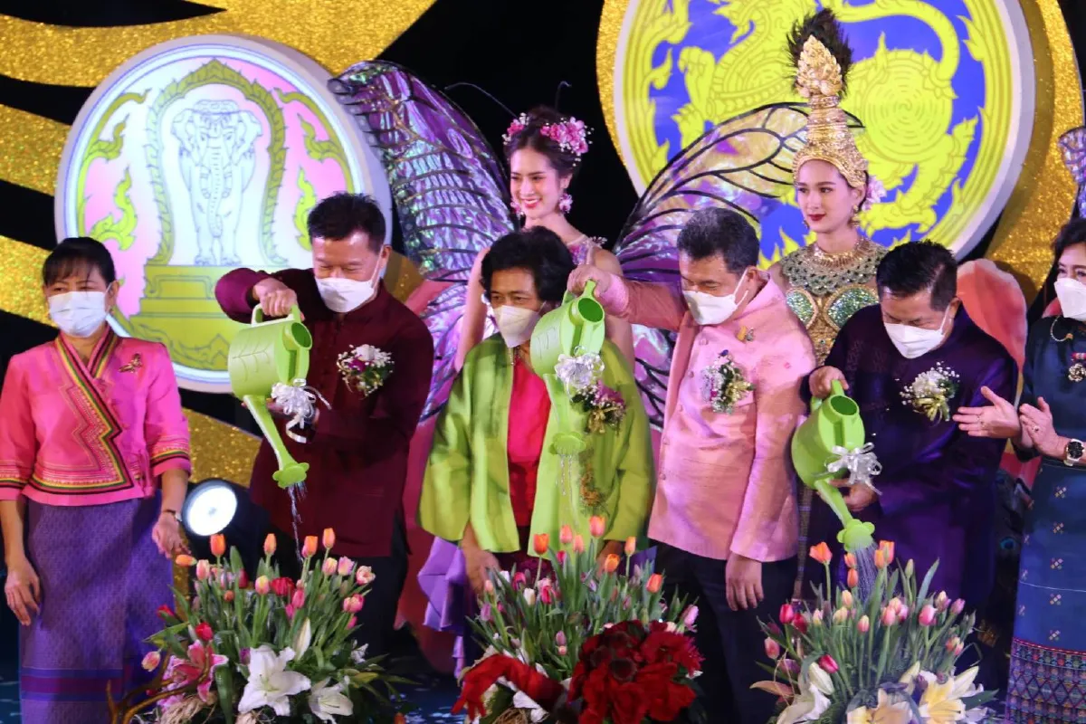 เปิดยิ่งใหญ่งาน"มนต์เสน่ห์เชียงใหม่ เมืองดอกไม้งาม"กระตุ้นการท่องเที่ยว