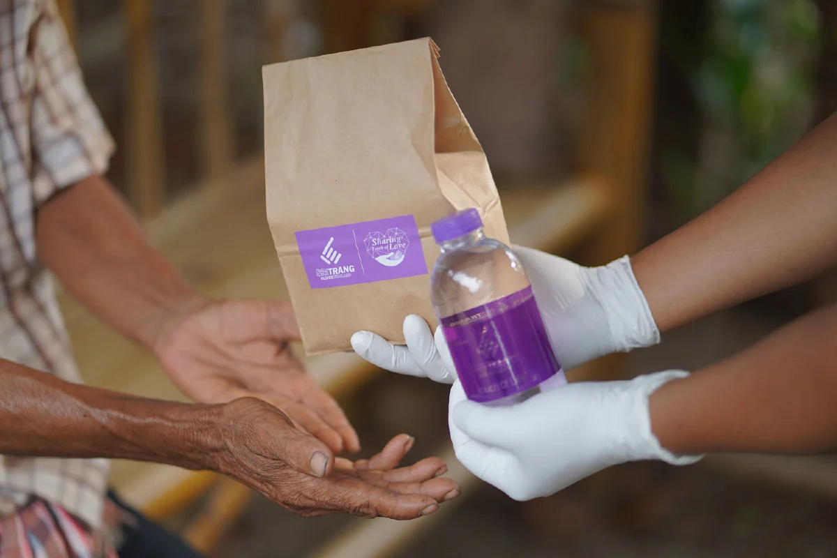 ‘กลุ่มบริษัทศรีตรัง’ ตอกย้ำความสำเร็จโครงการกิจกรรมเพื่อสังคม ‘กลุ่มบริษัทศรีตรัง แบ่งปันรักให้ชุมชนปี 2’ รวมยอดบริจาคถุงมือยางปี 2563 – 2564 มากกว่า 7.6 ล้านชิ้น