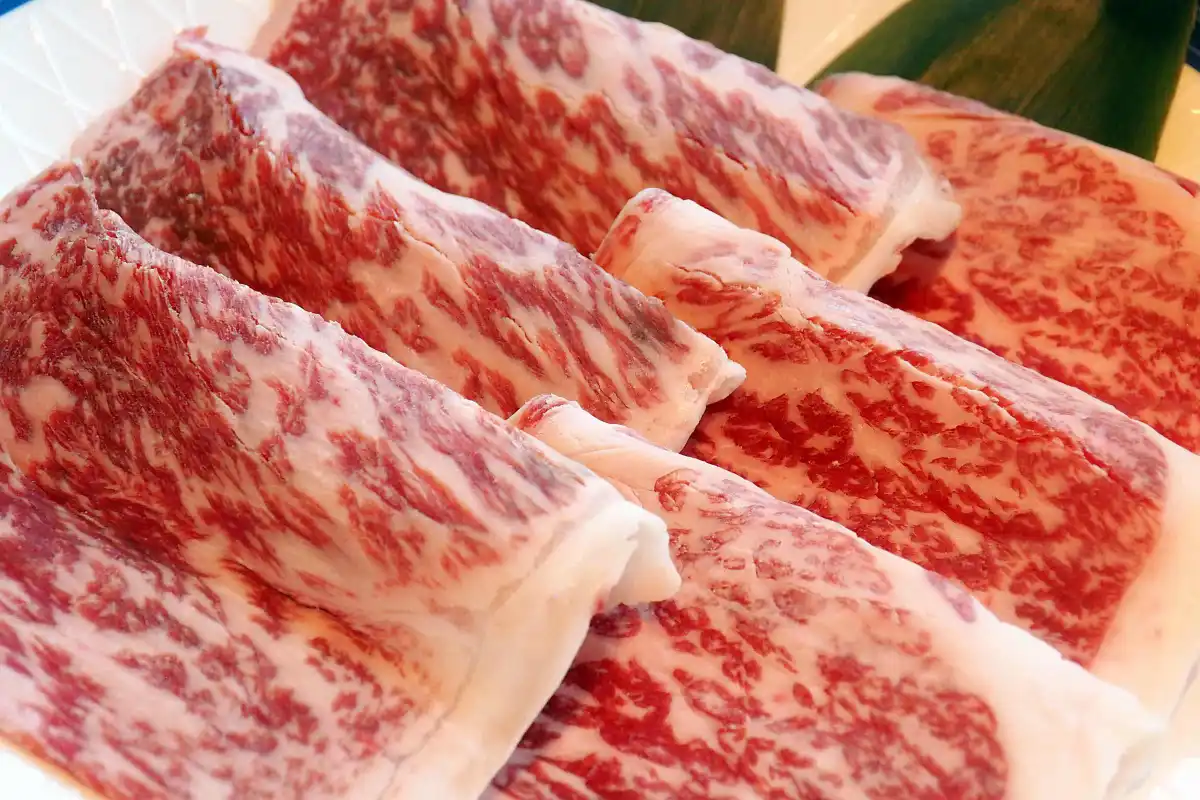 Honmono Grand Embassy เซอร์ไพรส์ทุกคำกับ Omakase 12 คอร์ส + Okonomi กว่า 150 เมนู