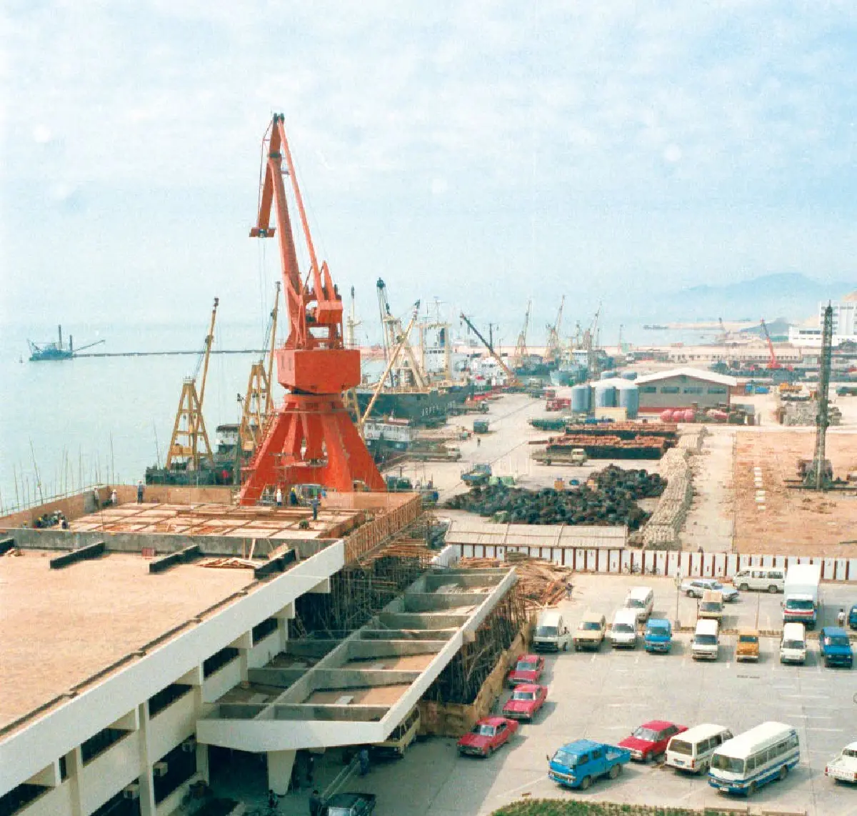 จีนจากประเทศที่แทบไม่มีอะไร สู่มหาอำนาจด้านขนส่งโลก