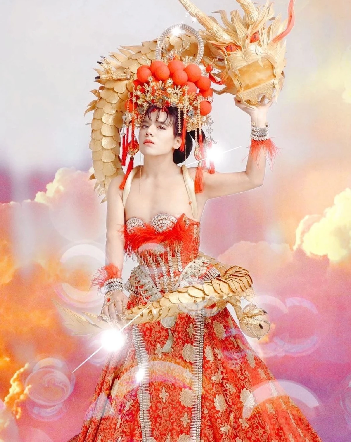 ส่องลุคตรุษจีนปี 2565 ต้อนรับปีขาล ของคนดังจัดเต็มกันอย่างยิ่งใหญ่! 