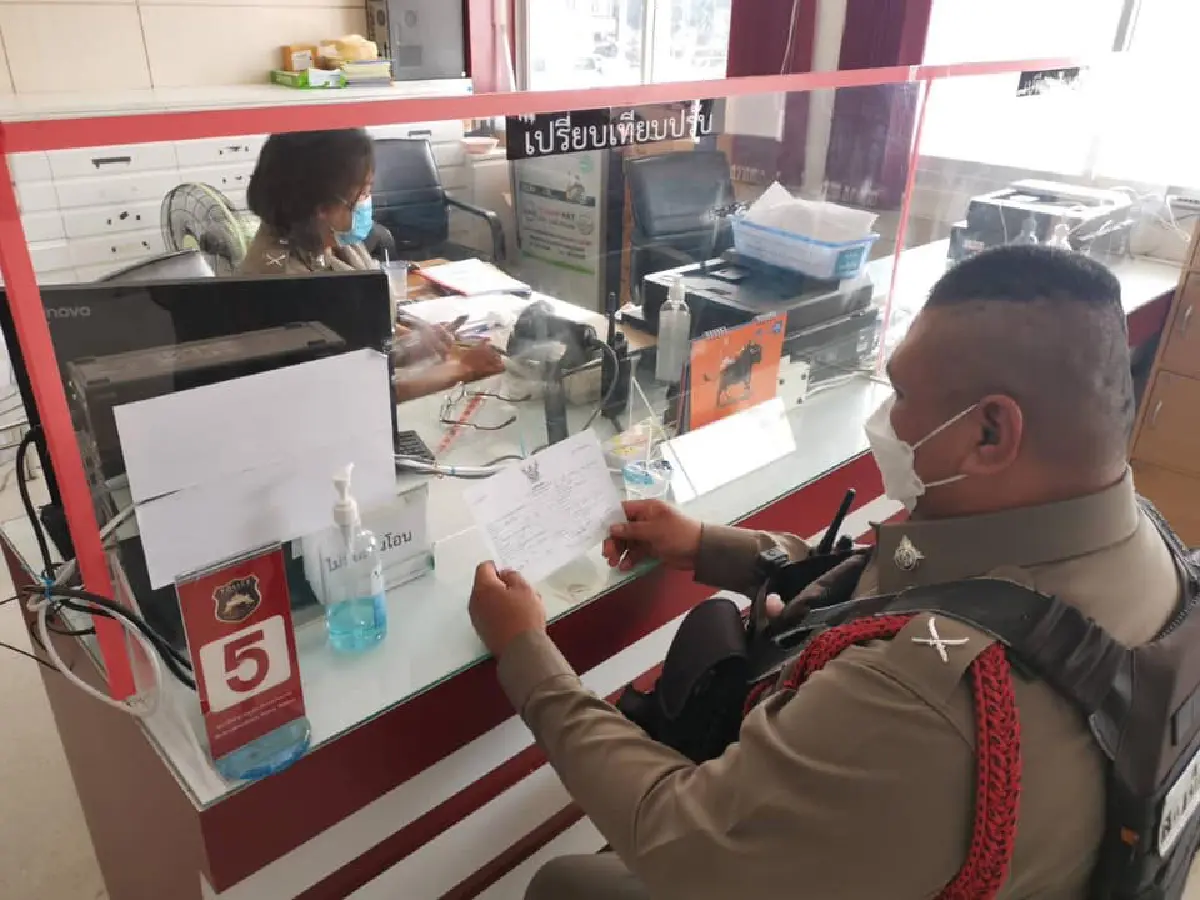 สภ.เมืองขอนแก่นสั่งปรับตร.จอดรถทับทางม้าลาย