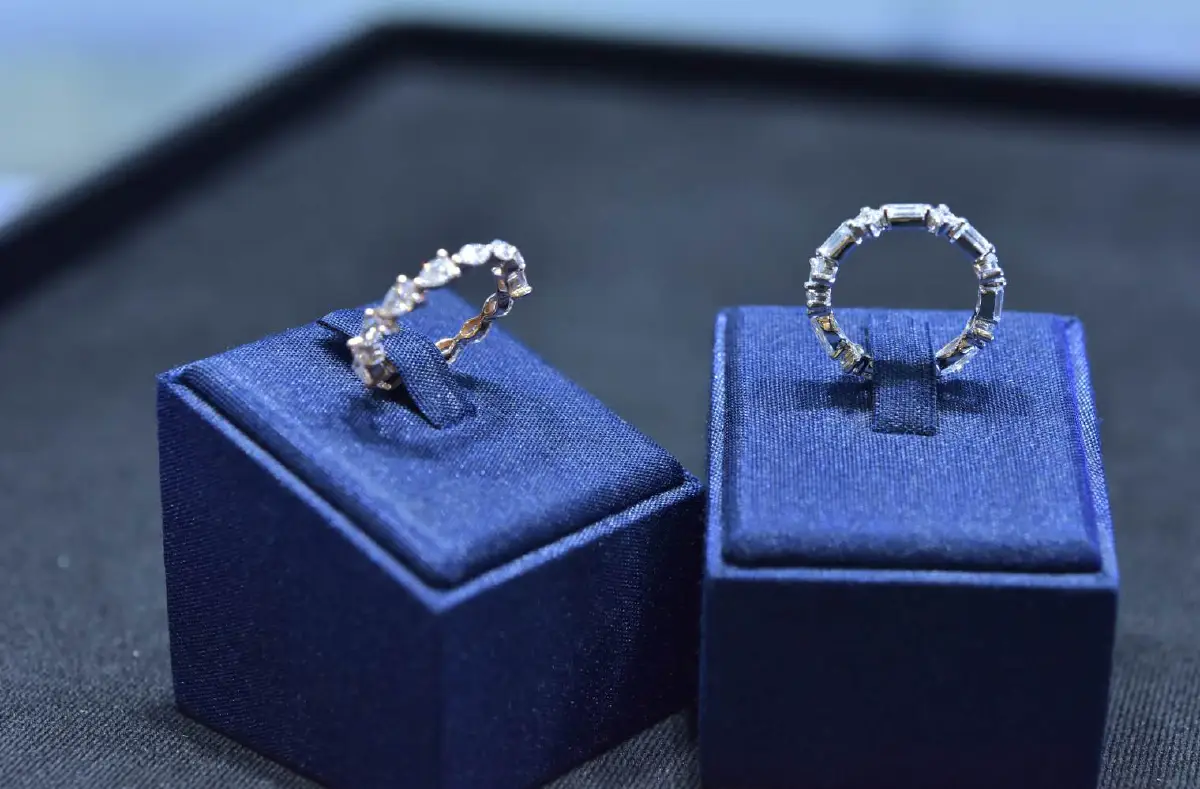 5 เคล็ด (ไม่) ลับเลือกเพชรระยิบระยับรับวาเลนไทน์