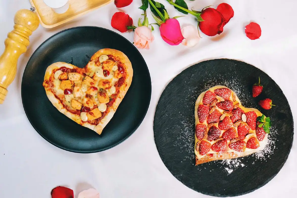 #คลั่งรักสายกิน ชวนฟินมื้อพิเศษ วันพิเศษ กับคนพิเศษ