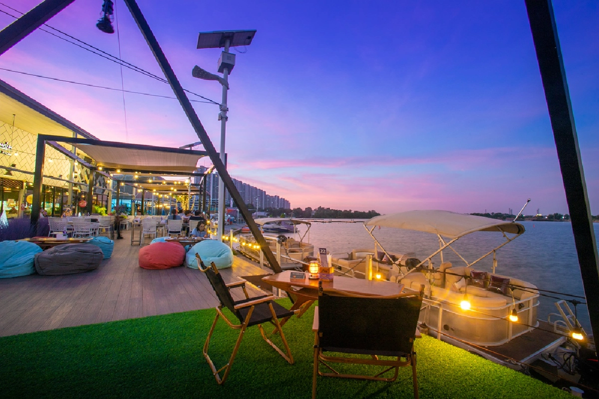  อิมแพ็ค เลคฟร้อนท์ ชวนอ้อนแฟนควงแขนล่องเรือสุดโรแมนติก