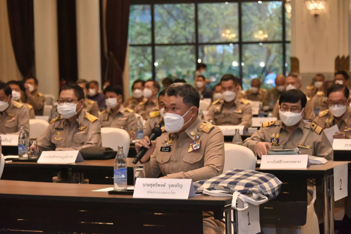 "อนุพงษ์"ย้ำผู้ว่าฯเร่งสร้างจิตสำนึกการใช้รถใช้ถนนลดอุบัติเหตุ