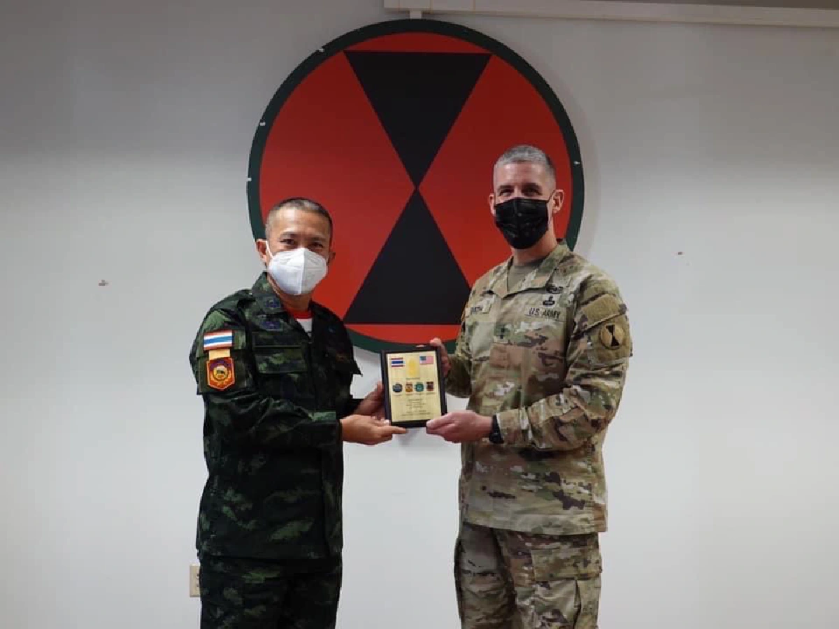 ทบ.ส่งกำลังพลฝึกโดดร่มกองทัพสหรัฐ-เยี่ยมชมหน่วยยานเกราะสไตรเกอร์