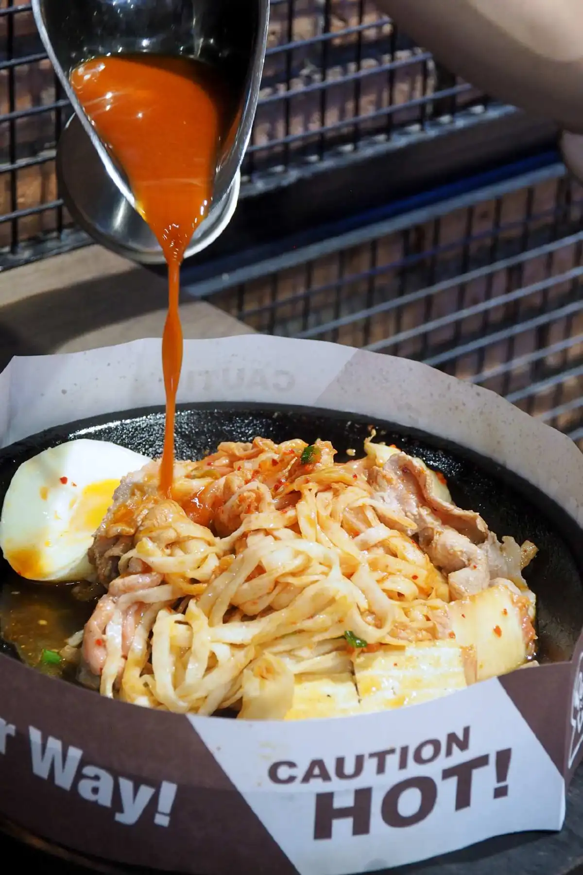 'ปลาทะร้อน' เปปเปอร์ ลันช์ เปิดประสบการณ์ใหม่ท้าให้ลอง 'ทาโรกระทะร้อน' สัมผัสเหนียวนุ่มชุ่มซอสอร่อยไม่เหมือนใคร