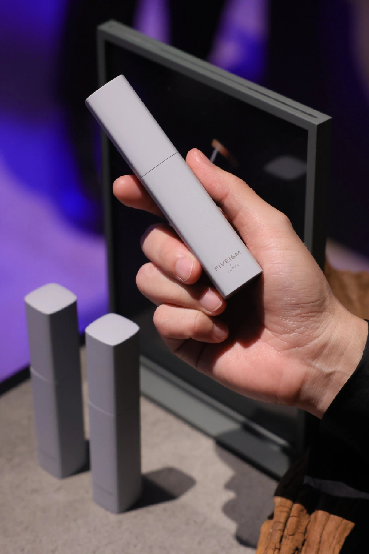 ส่องเมคอัพยอดฮิตของหนุ่มๆ "FIVEISM x THREE" ตัวช่วยคอมพลีทลุค เผยสไตล์ได้แบบไร้ขีดจำกัด