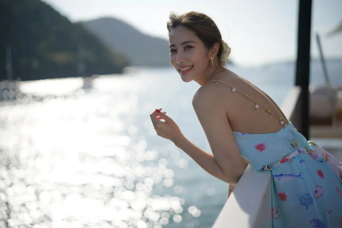 Disaya Vacationist ชวนสาวๆ อวดลุคที่ใช่ท้าลมร้อน กับคอลเลกชั่นใหม่ Sailing to Positano 