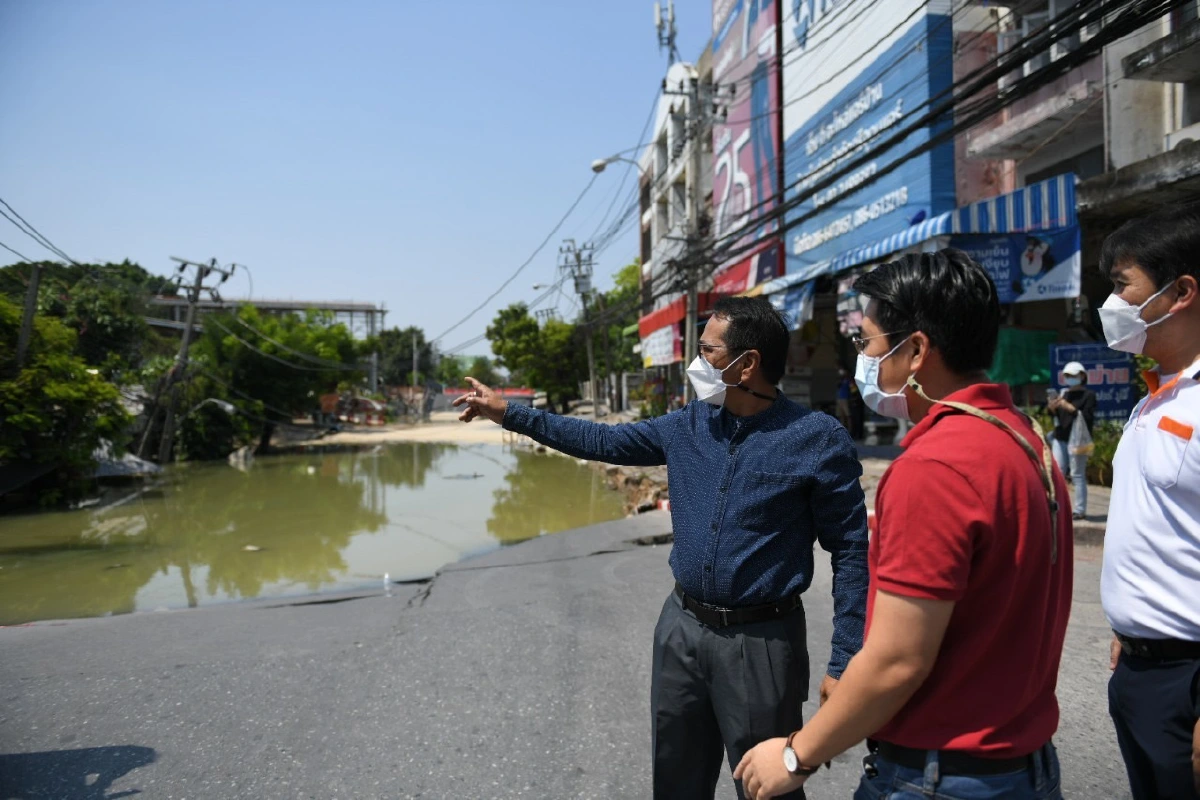 กทม.เร่งปรับปรุงถนนข้ามคลองเคล็ดทรุดคาด1เดือนคืนผิวจราจรได้