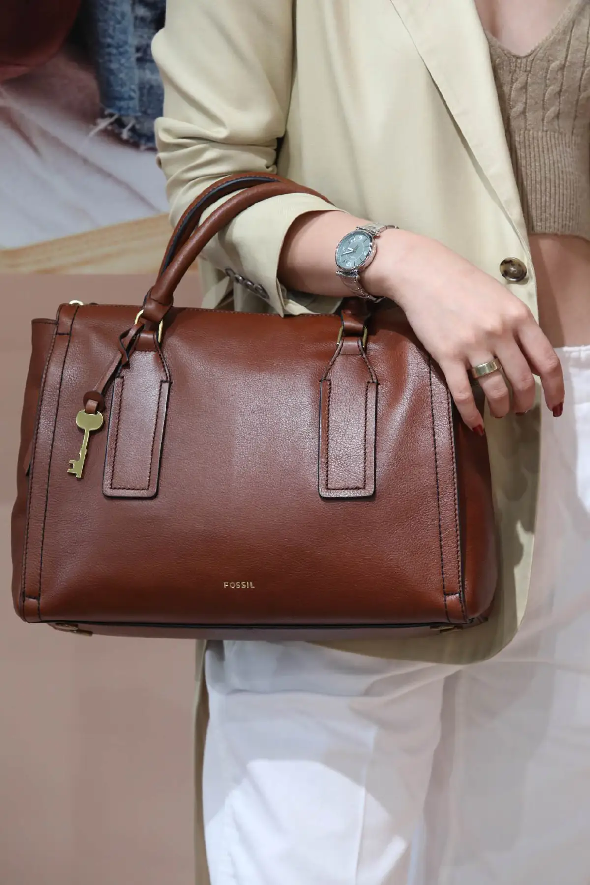 เติมความสดใสในฤดูใบไม้ผลิกับ Fossil SPRING 2022 