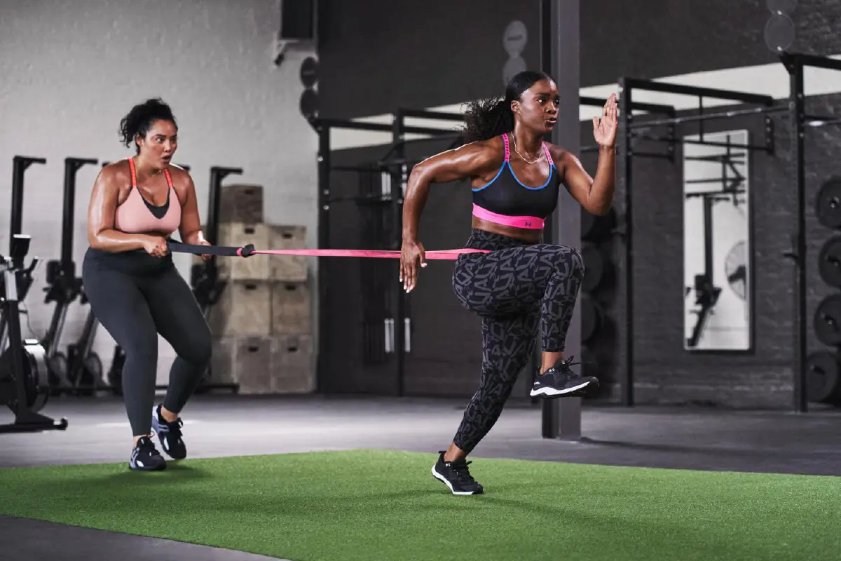 Under Armour คอลเลกชั่นพิเศษเพื่อสาวๆ ที่รักการออกกำลังกาย