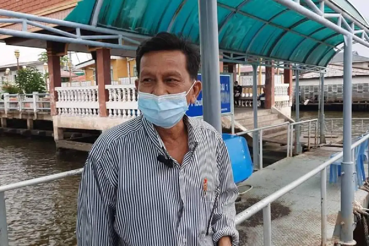 ดอกไม้อาลัยแตงโมยังไม่ถูกเก็บรอกระบวนการสิ้นสุด 