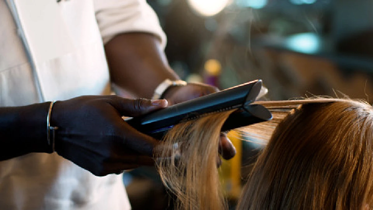 ซูมเทรนด์ผม 3 ลุค 3 สไตล์บนรันเวย์ New York Fashion Week AW22