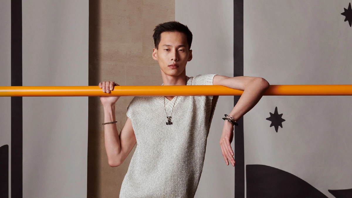 GET READY TO EXPERIENCE HERMES ACCESSORIES WITH A FITNESS TWIST!