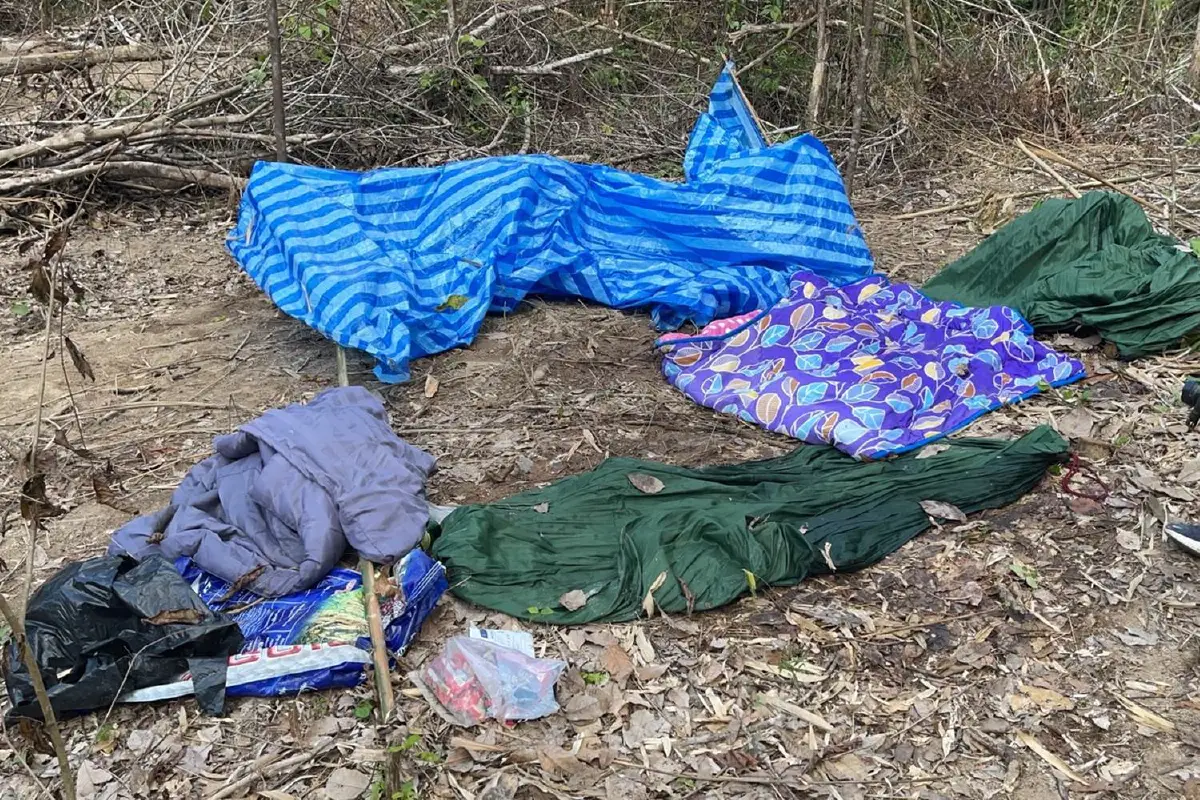 ไล่ล่าแก๊ง"ฉุย รักจันทร์"ยิงตร.พบเบาะแสกบดานบนเขากลางป่าลึก