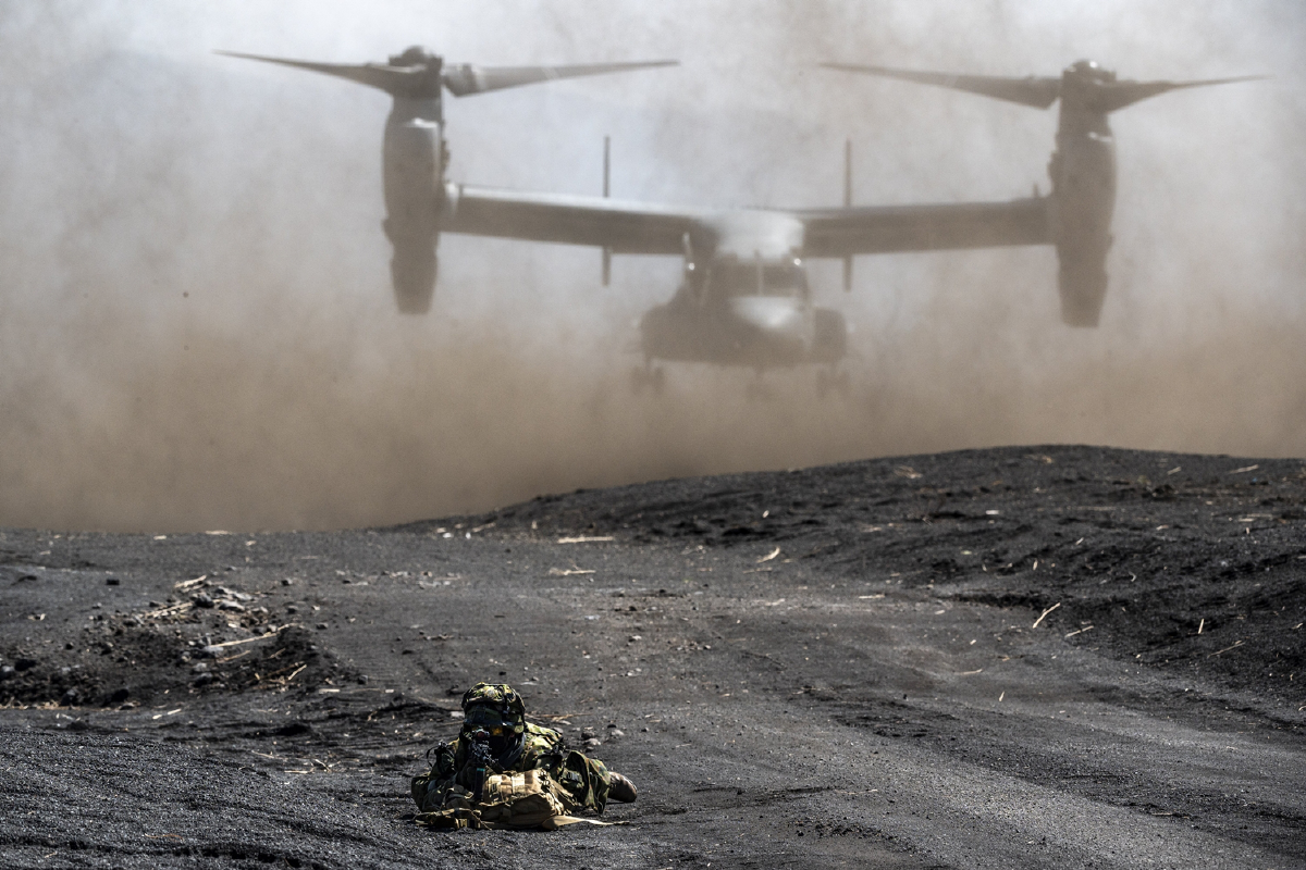 รบกันโลกขาดทุน แต่นักค้าสงคราม 'บางชาติ' รวยเละ