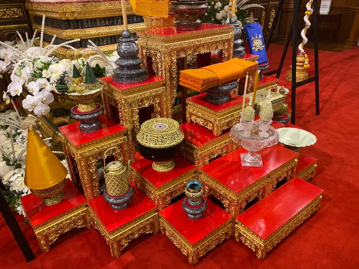 ในหลวงโปรดเกล้าฯพระราชทานโกศมณฑปประกอบศพสมเด็จพระวันรัต 