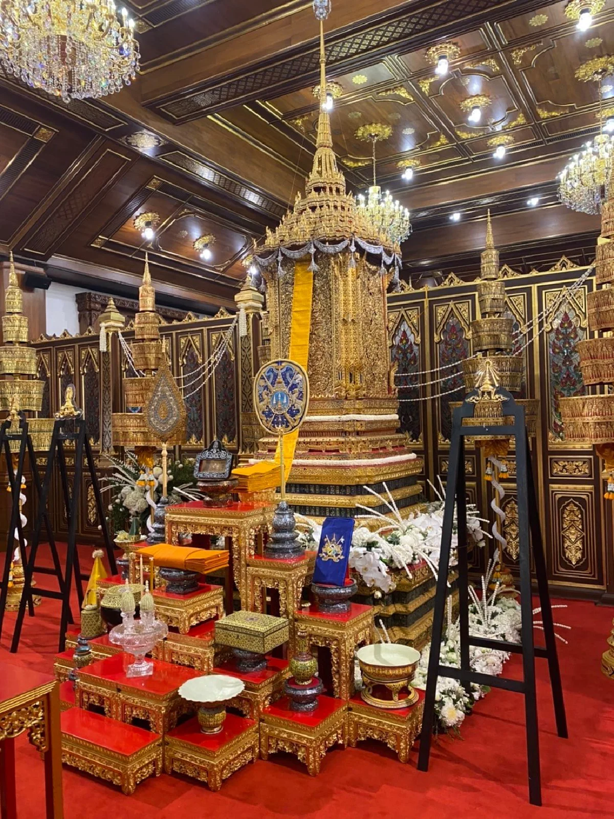 ในหลวงโปรดเกล้าฯพระราชทานโกศมณฑปประกอบศพสมเด็จพระวันรัต 