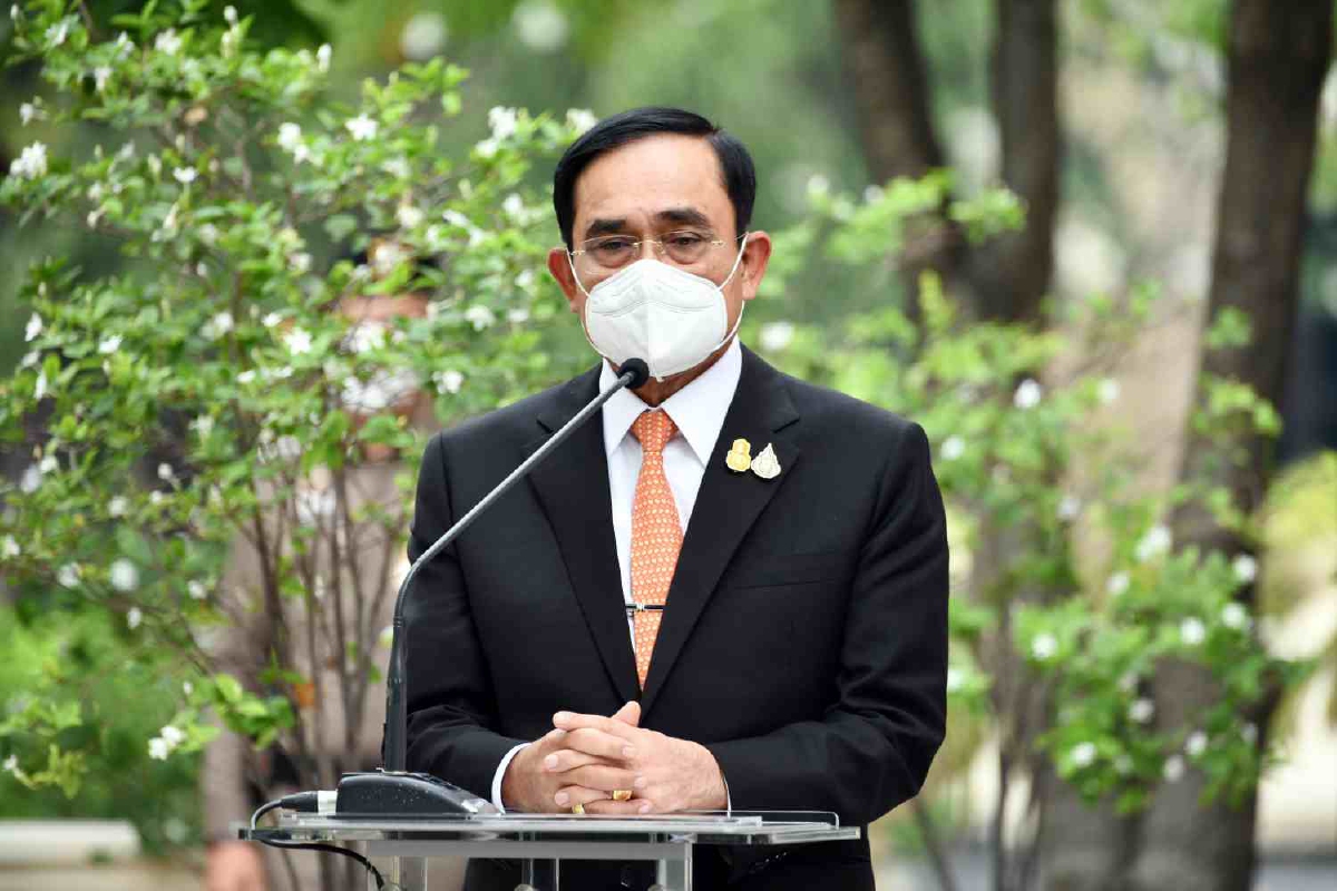 ประยุทธ์สั่งงดเข้าอวยพรวันคล้ายวันเกิดเนื่องจากโควิดระบาด ประยุทธ์สั่งงดเข้าอวยพรวันคล้ายวันเกิดเนื่องจากโควิดระบาด