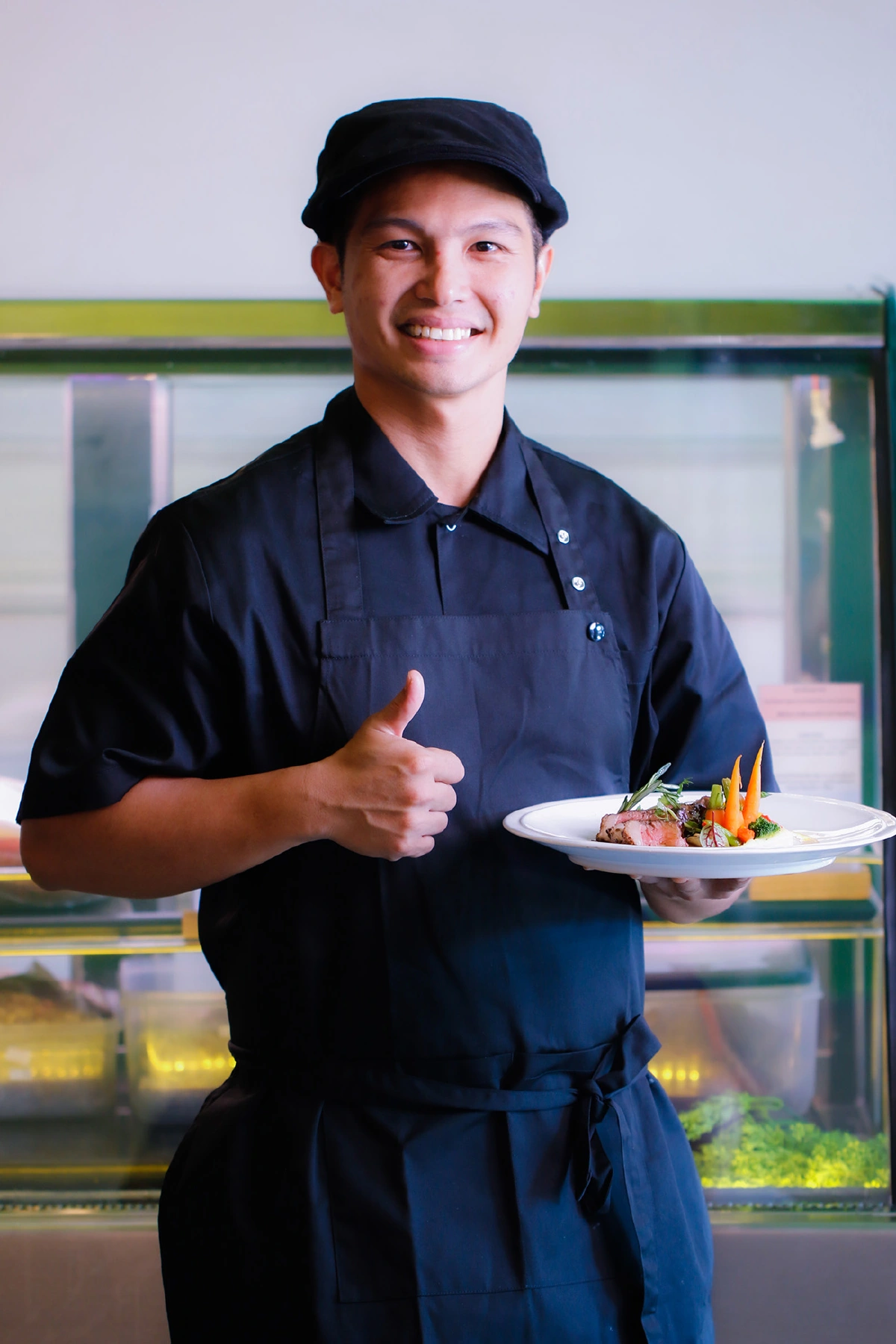 ชิมสเต๊กเนื้อนุ่มสูตรเชฟโจ้ แห่งรสดีเด็ด The Steak House